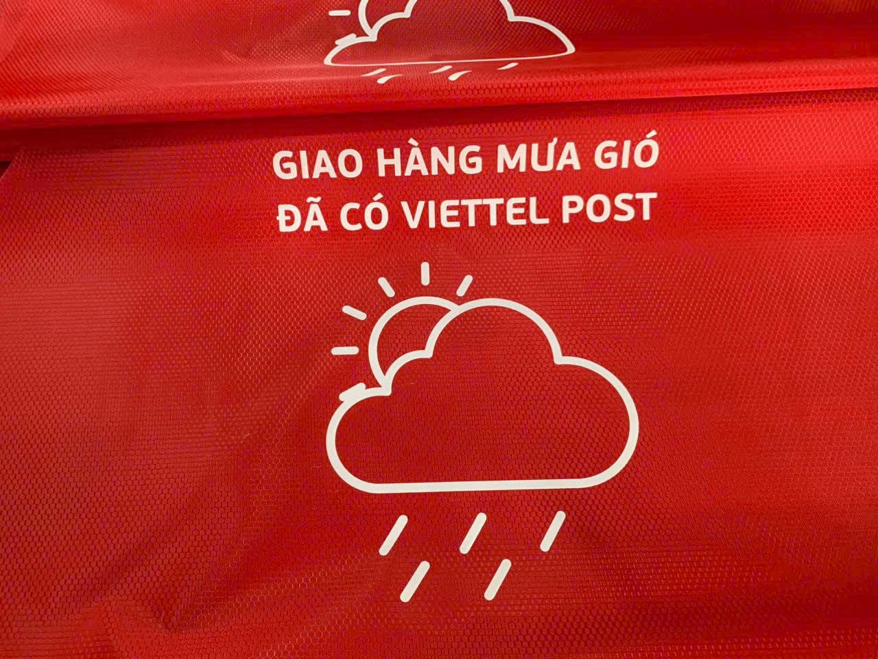 Đặt in áo mưa số lượng lớn Hà Nội – đơn hàng 20.000 bộ Viettel